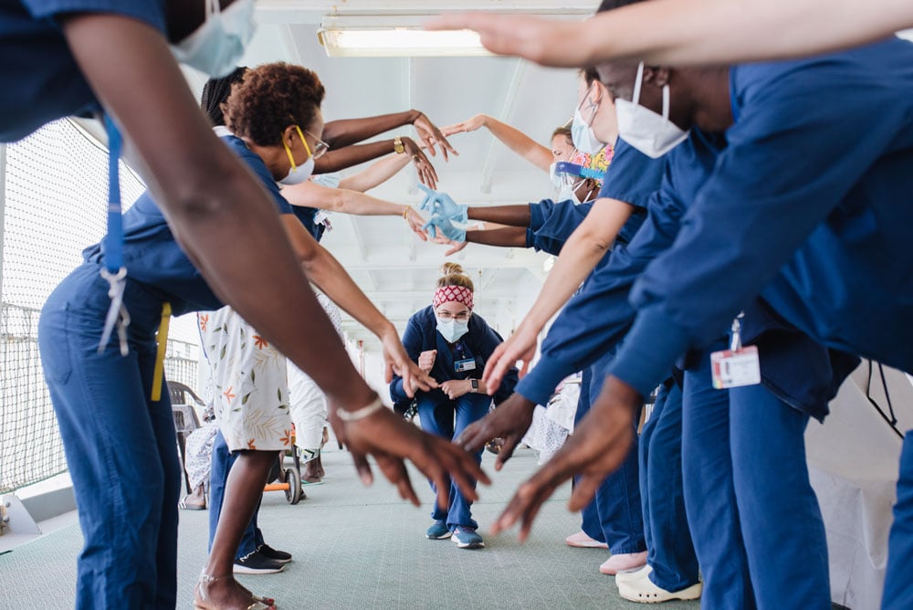 mercy-ships-blog-why-should-volunteer-feature