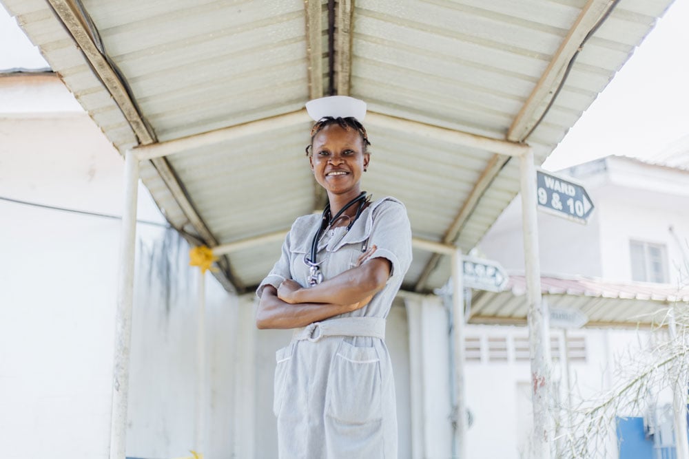 mercy-ships-blog-eta-trained-to-lead-feature